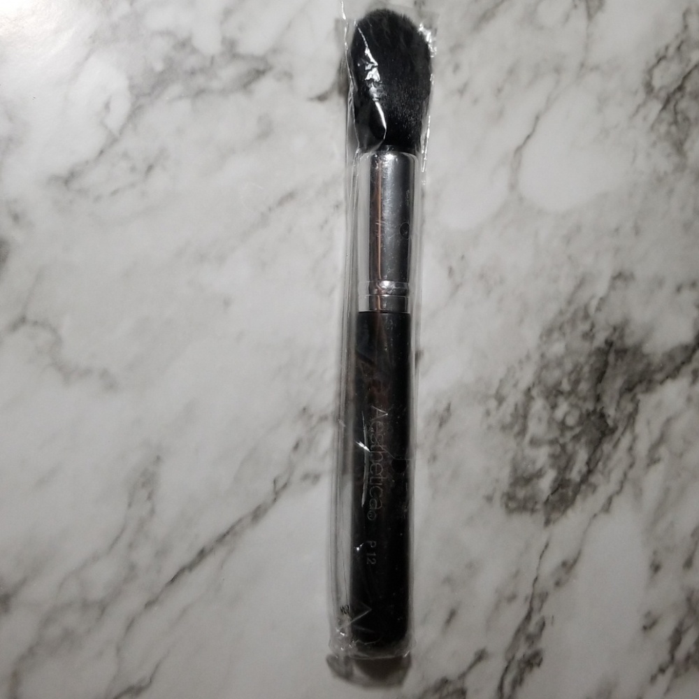 Aesthetica P12 Face Brush